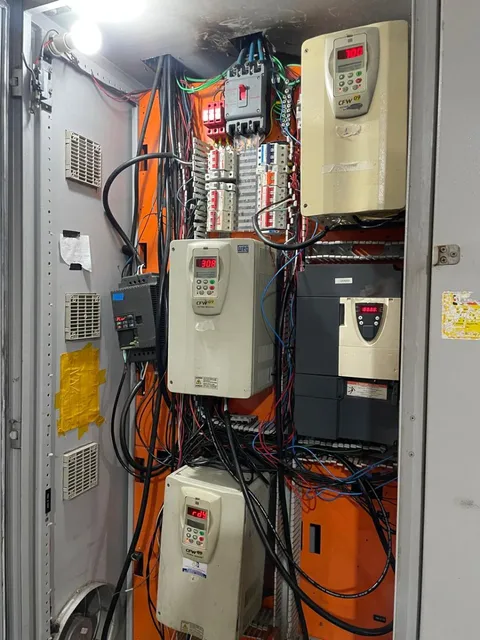 Instalação E Manutenção De Inversores E Soft Starters