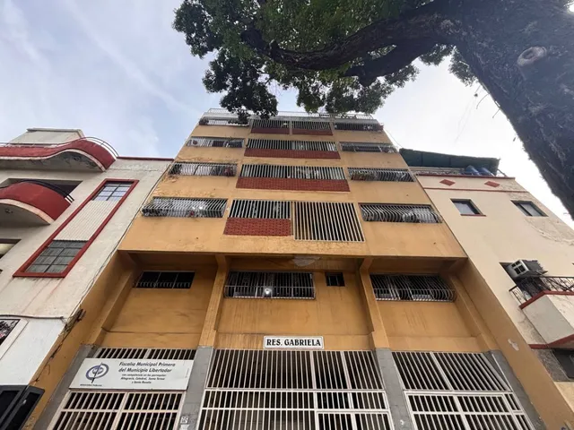 Ji 25-23786. Alquiler De Apartamento De 65m2 Ubicado En La Av. Nueva Granada. Caracas
