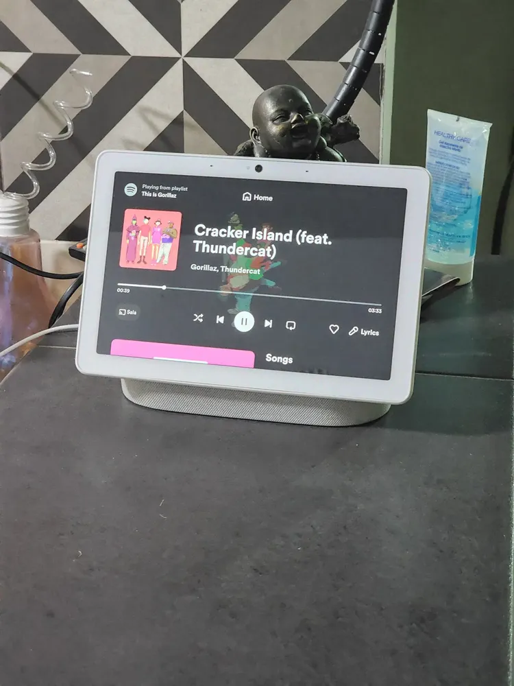 Google Nest Hub Max com assistente virtual Google Assistant