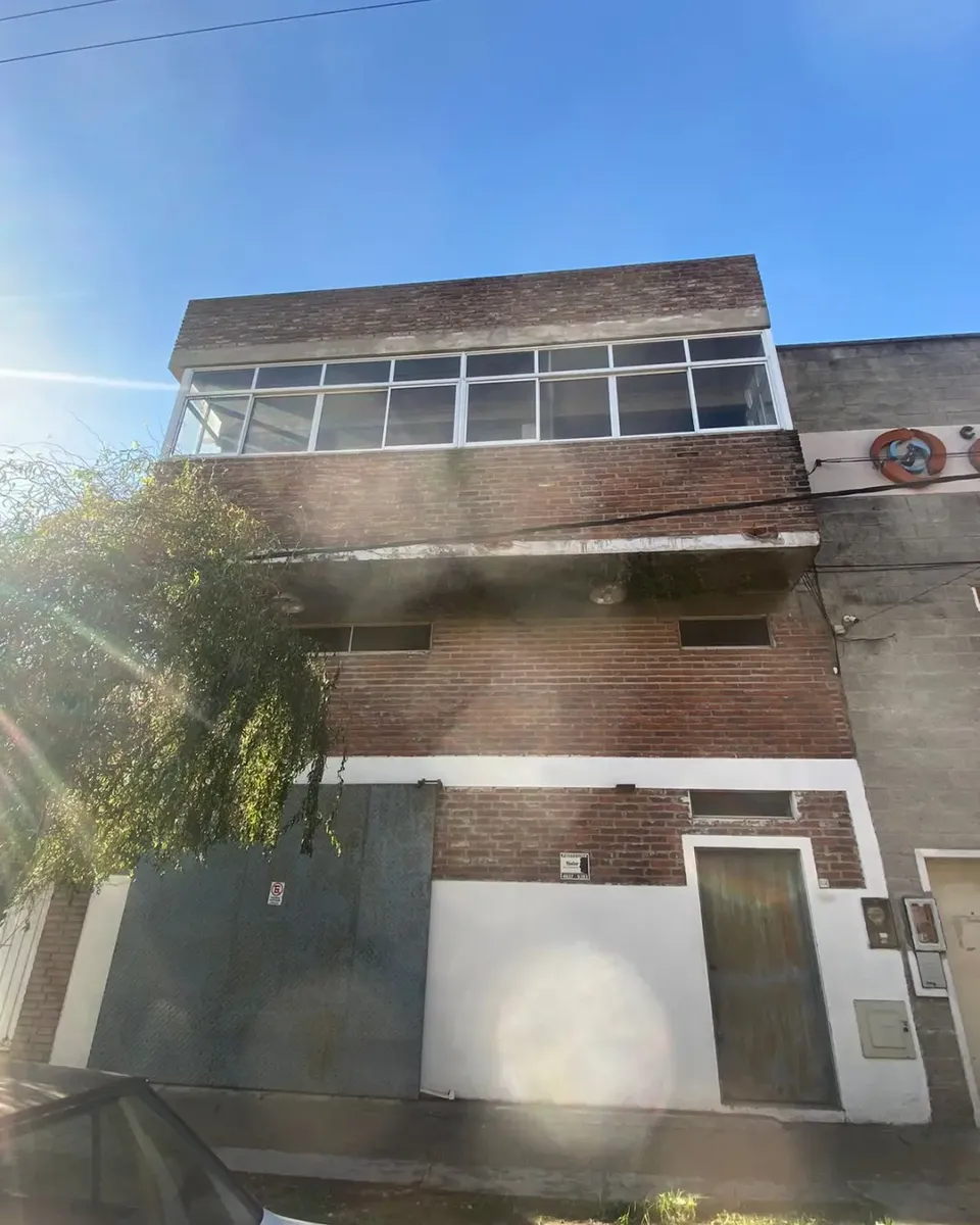 Warehouse for Rent – 300 m² Total Area