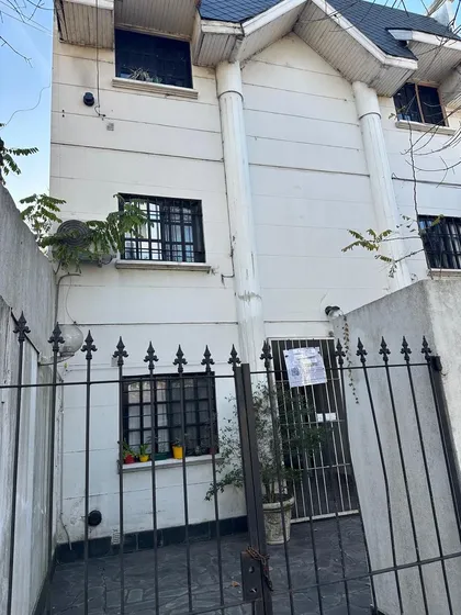 Ph En  Alquiler En Calle 70 Entre 15 Y 16, La Plata