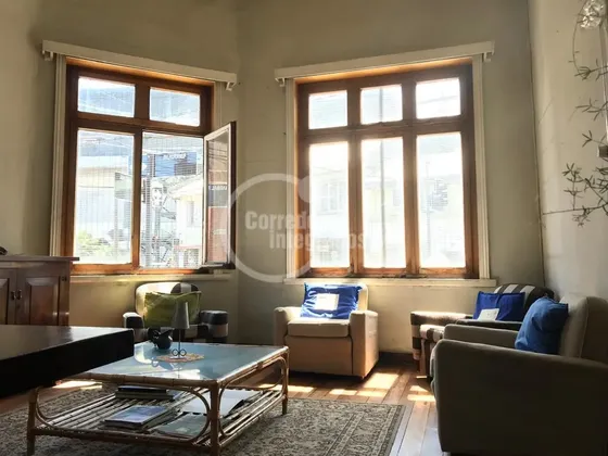Casa En Arriendo De 7 Dorm. En Valdivia