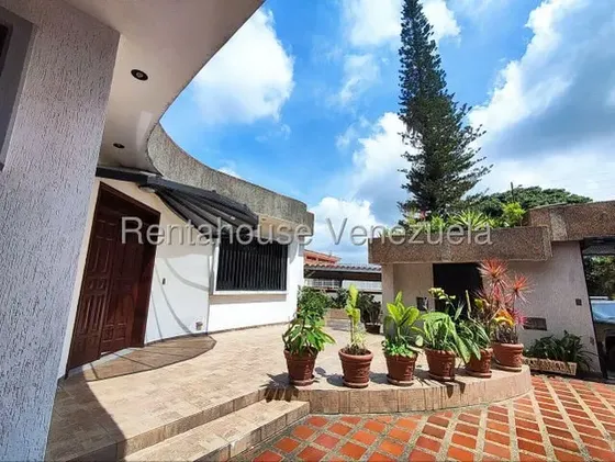 Casa En Venta En Colinas De Santa Monica 26-9244 Csa