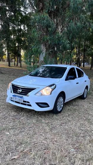 Nissan Versa 1.6 Drive