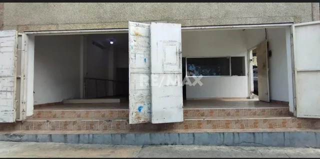 Se Alquila Local Comercial En Maiquetía. 