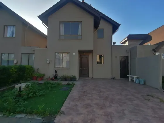 Hermosa Casa, En Condomio, Padre Hurtado