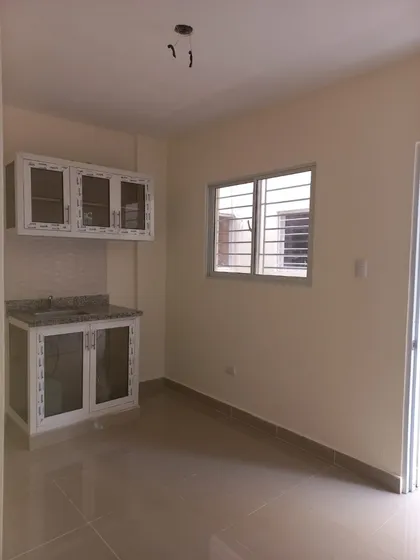 Aparta Estudio En Los Trinitarios