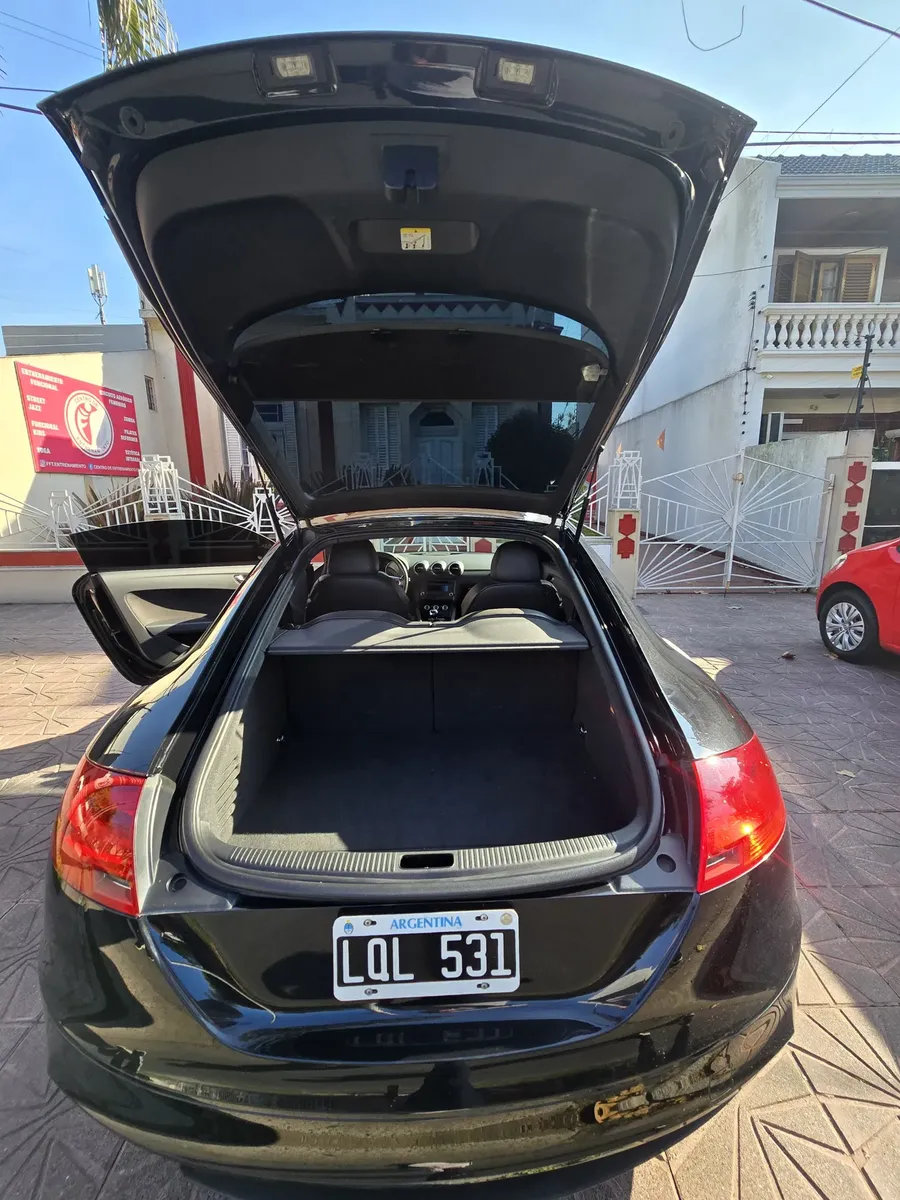 Audi TT TFSI 1.85661072017280307212