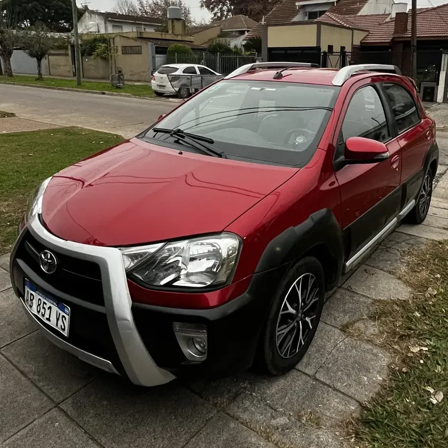 Toyota Etios Cross 1.5 Mt 105Cv L16