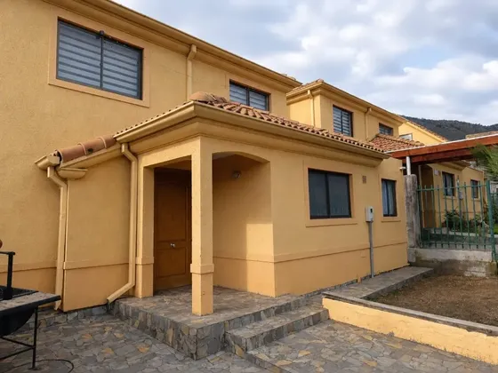 !gran Oportunidad En Valle Del Alba! Casa Sin Gastos Comunes