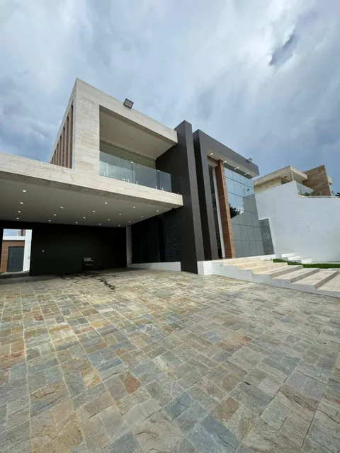 Annic Coronado Vende  Majestuosa Casa En Terrazas Del Country Valencia   Ref. 271105