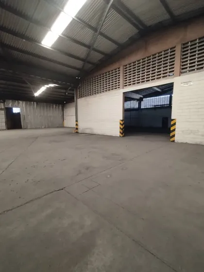 Venta De Galpón Zona Industrial Norte Valencia (aa) 