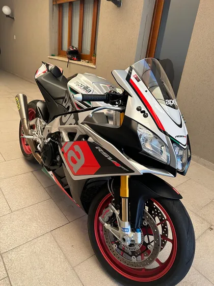 Aprilia Rsv4 Rf