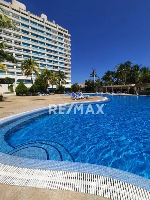Apartamento En Venta En Playa Moreno Con Vista Y Salida Al Mar Cod: 0585