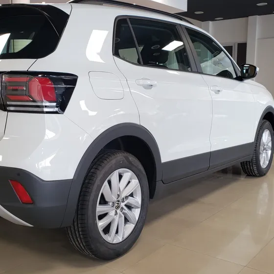 Volkswagen T-cross Trendline 200 Tsi Automatica 2025