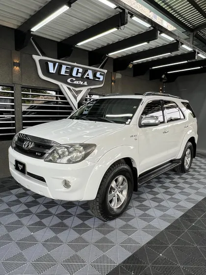 Toyota Fortuner Sr