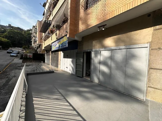 Las Palmas Local Comercial De 50m2 A Nivel De Calle En Alquiler
