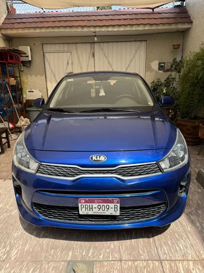 Kia Río Hatchback Ex L4 1.6 L 2019
