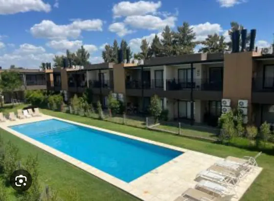 Departamento En  Venta Dos Ambientes Cañada Village 3 Pilar