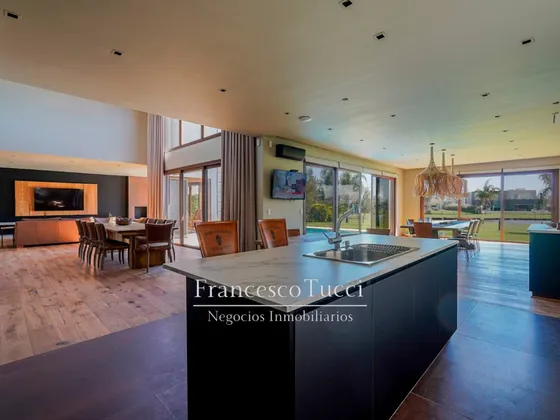 Casa En Venta 7 Ambientes Terravista 