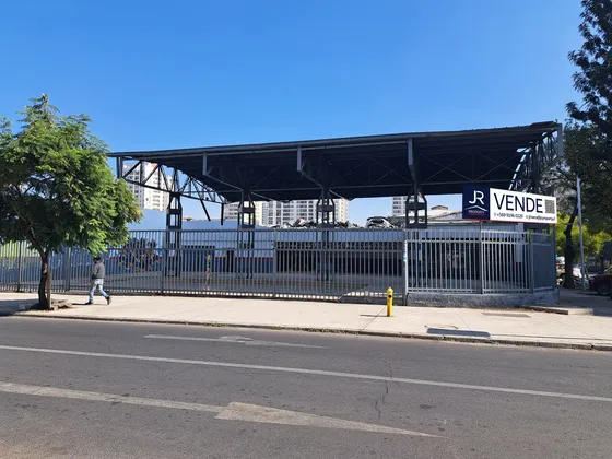 Rebajada Esquina Comercial 10 De Julio