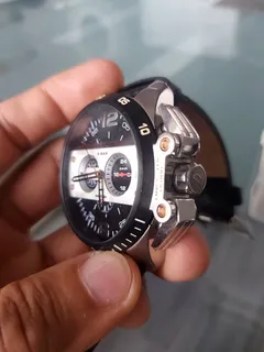 Reloj vin diesel sale