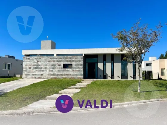 Casa En Venta - Barrio Santa Ines, Canning