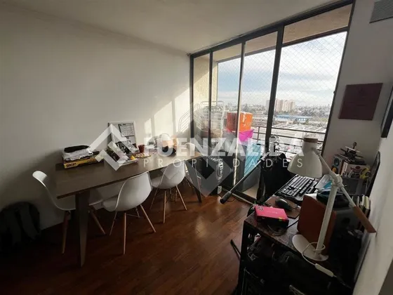 Departamento En Venta De 1 Dorm. En Independencia