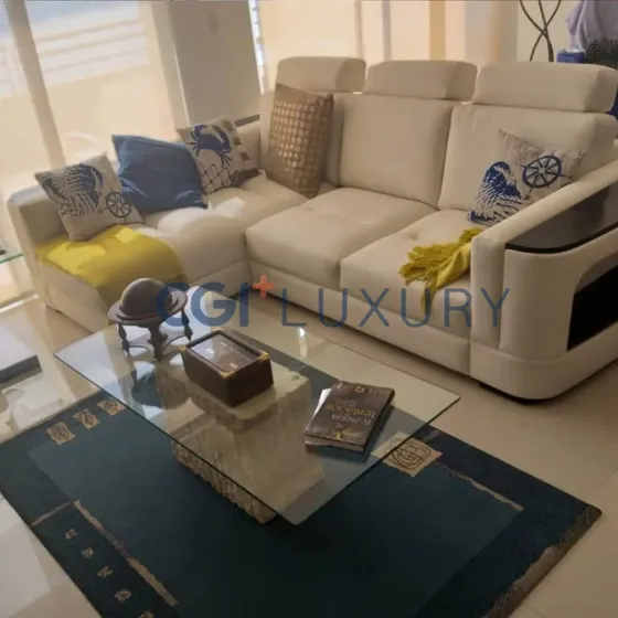 Cgi+ Luxury Vende Penthouse, Isla Marina, Lechería
