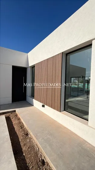 Casa En Venta En 3 Dormitorios En Horizontes Al Sur Canning