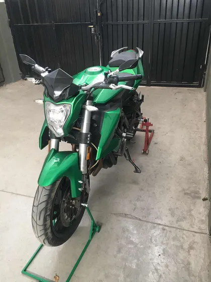 Benelli Tnt600