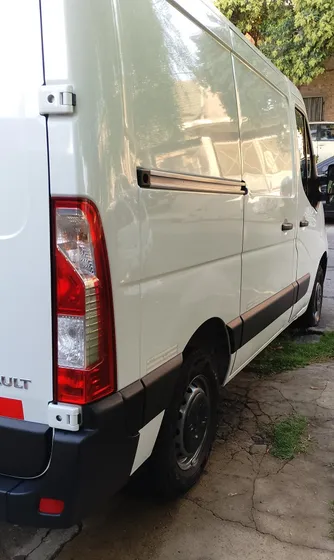 Renault Master 2.3 T4 Dci130 L1h1 Aa Furgon Corto