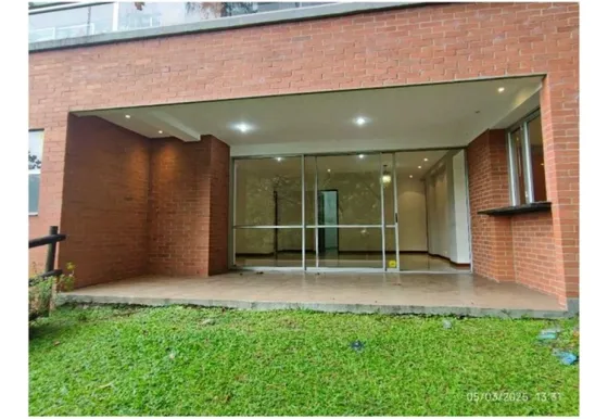 Rhbr-14108 Apto Piso 1 Envigado, Beneditinos