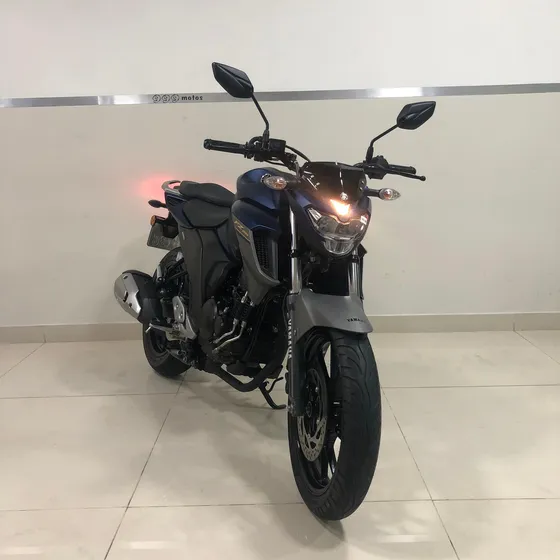 Yamaha Fz 25 Usado 2021 Permuto Financio No Twister 250