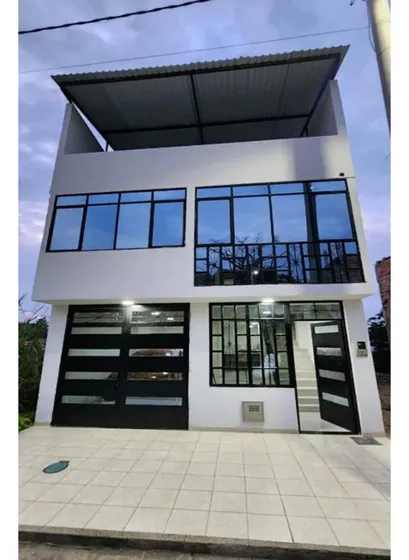Acsi 1120. Se Vende Casa En Mesitas Del Colegio.