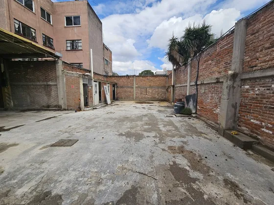 Local Comercial En Excelente Ubicación.