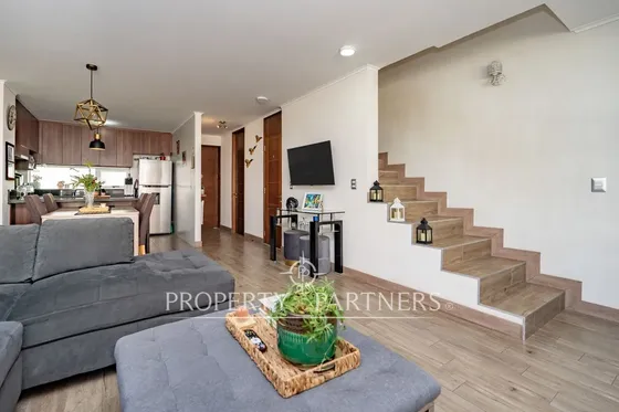 Atencion! Venta En Peñalolén De Precioso Townhouse...