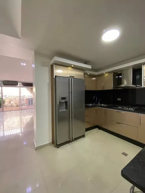 Town House Ubicado En San Diego, Res Andrea Suite, Urb. San Sur. Luisa Mezones Vende