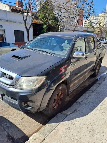 Toyota Hilux 3.0 Cd Srv I 171cv 4x2
