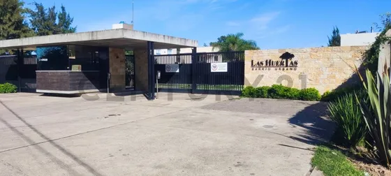 Casa En Venta En B° Cerrado Las Huertas, Gorina