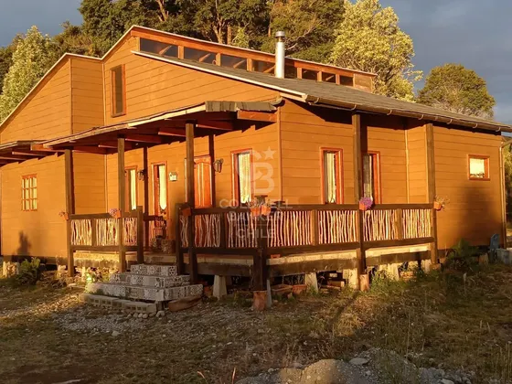 Amplia Y Hermosa Casa En Parcela De 5.000 M²