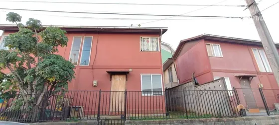 Casa En Venta De 2 Dormitorios En Tomé