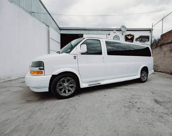 Chevrolet Express Jet Van Limo De Imperial Vans 2025