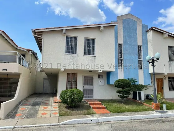 Yorli Pérez Vende Hermosa Casa En Valle Hondo, Cabudare Lara Contáctame*