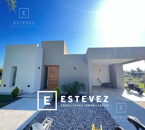 Casa  En Venta Ubicado En El Cazal, Escobar, G.b.a. Zona Norte