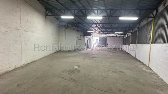 Galpón-depósito En Alquiler En Ruiz Pineda Mls 26-9980 Yf