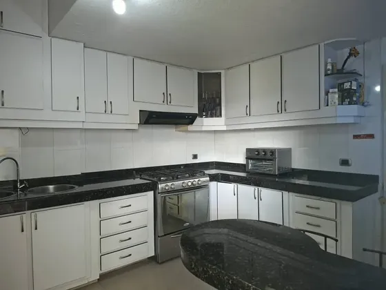 Casa En Venta En Las Quintas De Naguanagua. Valencia