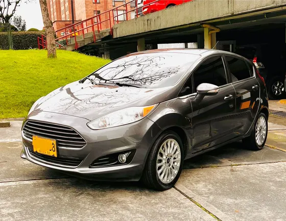 Ford Fiesta 1.6 Hatchback Titanium