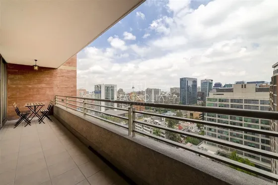 Inversión - Funcional Departamento 2d/2b Las Condes