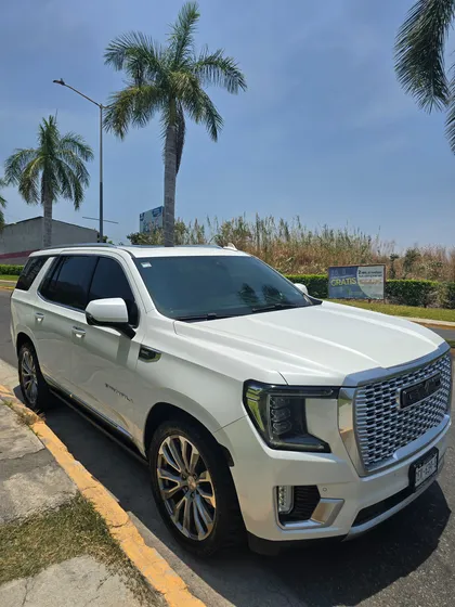 Gmc Yukon 6.2 Denali 8 Vel Awd At
